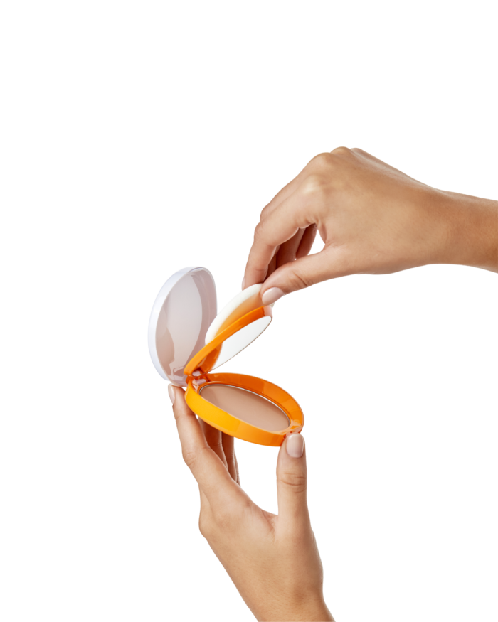 HELIOCARE Oil-Free Сompact (beige) (10 g) - Солнцезащитная крем-пудра компактная (беж) (10 г) — изображение 3